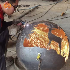 Зовнішня сталева пожежна сфера: лісова сцена